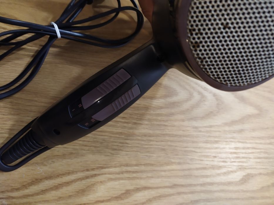 Secador de Cabelo Babyliss 1700W D261E