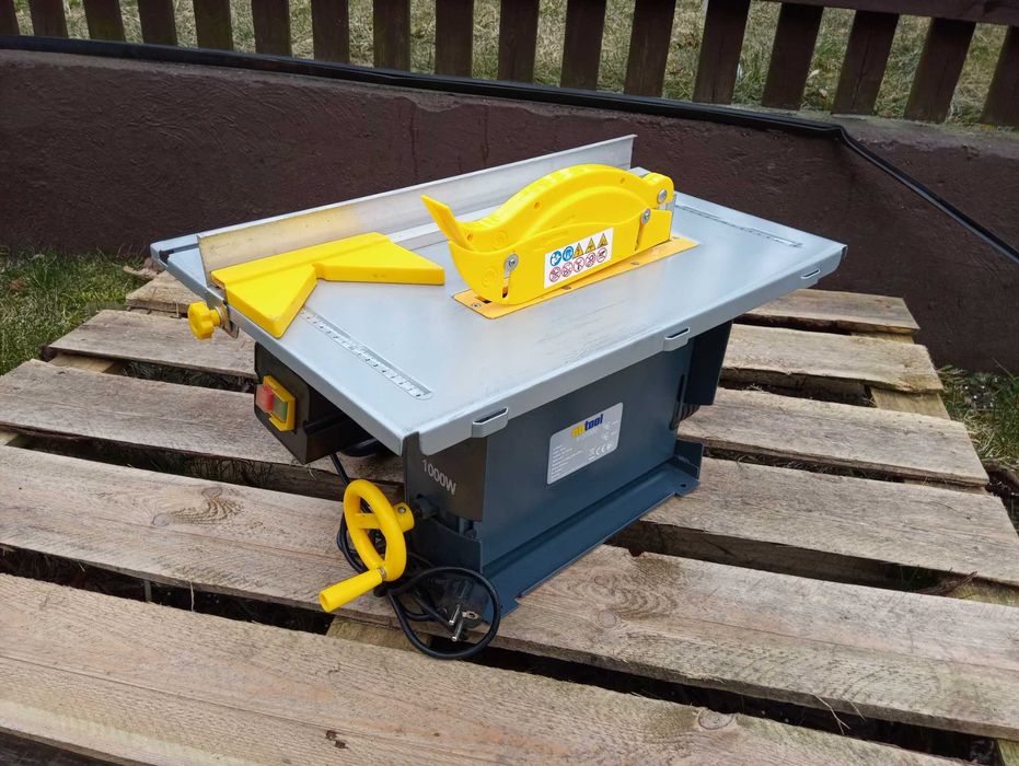 Pila Stołowa Nutool 1000 watt bezszczotkowa 205 mm