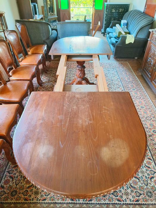 Magnífico Conjunto de Jantar Clássico – Mesa Extensível + 6 Cadeiras em Pele
