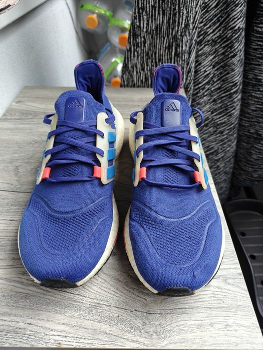 Кроссовки Adidas ULTRABOOST 22 44р