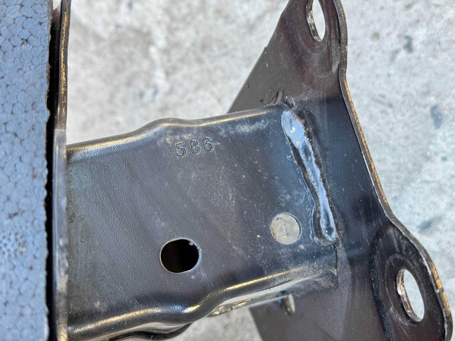 Підсилювач бампера Volkswagen Passat USA оригінал бу