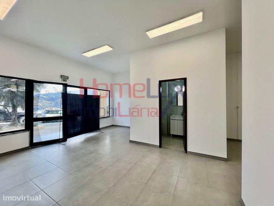 Loja Renovada em Mesão Frio