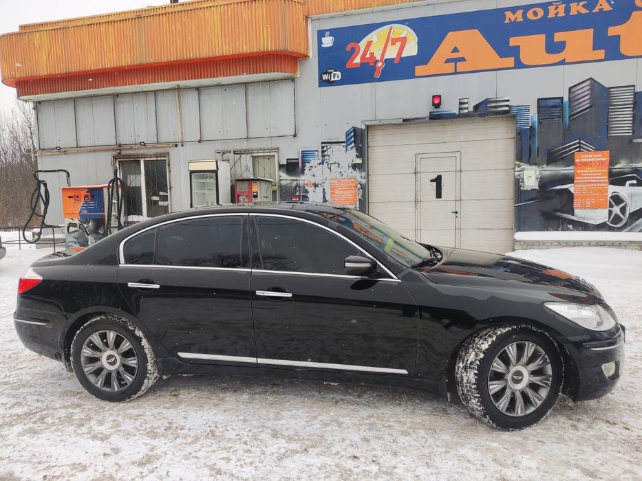 Продам Хундай Генезис