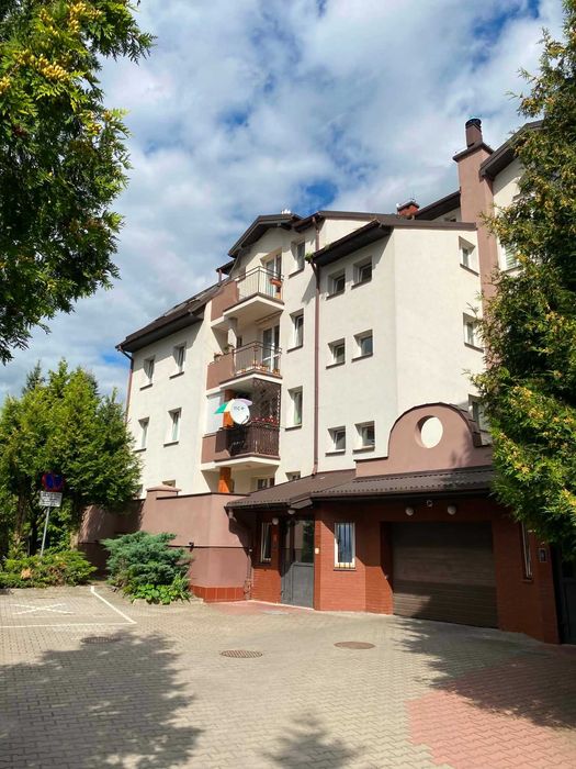 BARWINEK Atrakcyjna kawalerka 37m2 +m. garażowe -do wejścia