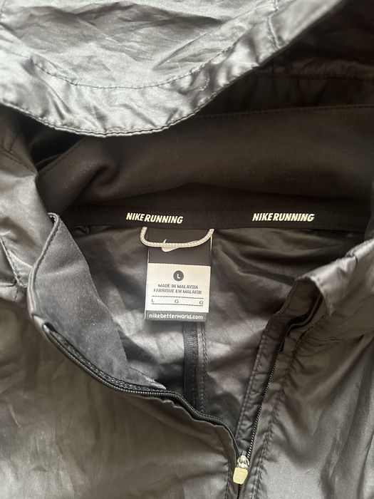 Вітровка nike running