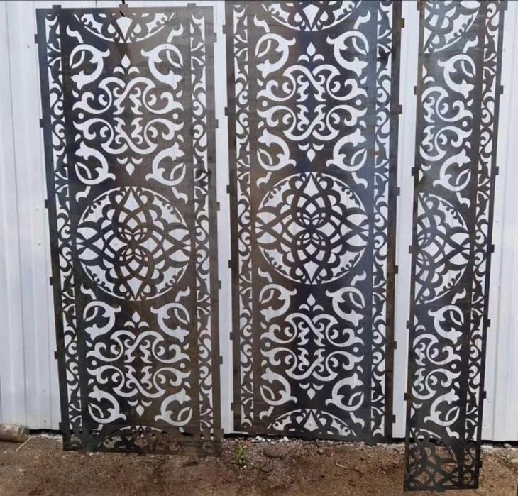 Лазерна різка металу Декоративні металеві вставки Ворота жалюзі Паркан