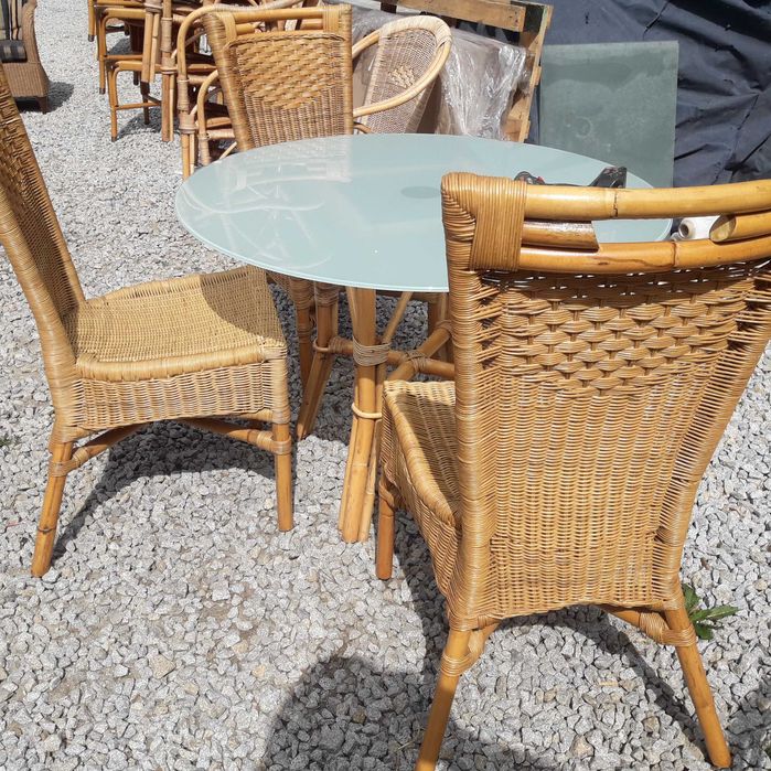 Stylowe krzesla drewniane