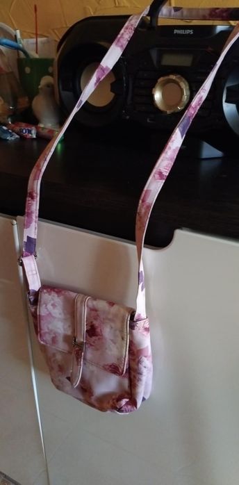 Torebka damska w kwiaty