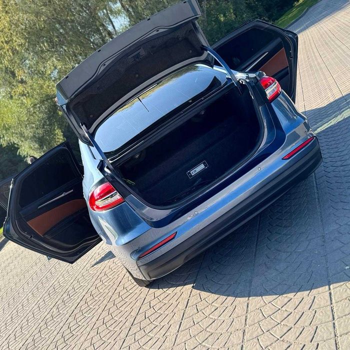Ford Fusion 2018 VIN 3FA6P0SU1KR155008 фото оголошення 12 з 21