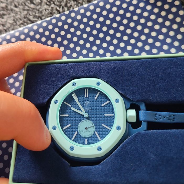 Swatch x AP Royal Pop Lan Ba