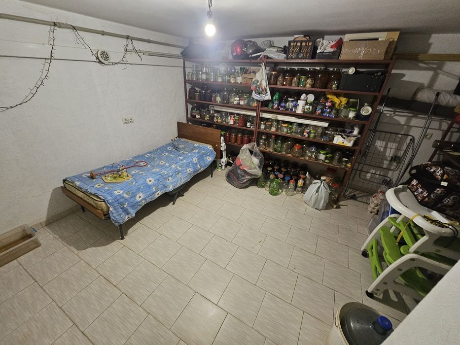 Продам дом  в Великодолинском