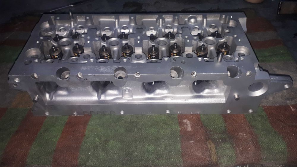 Passat sharan cc golf caddy głowica 2.0 tdi 04l103373 tiguan jetta vw