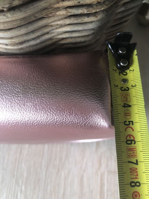 Kosmetyczka firmy OPI