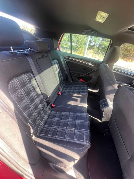 Volkswagen Golf GTD 2.0 TDI 184cv – 2016