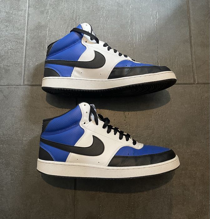 Кроссовки Nike в хорошем состоянии.