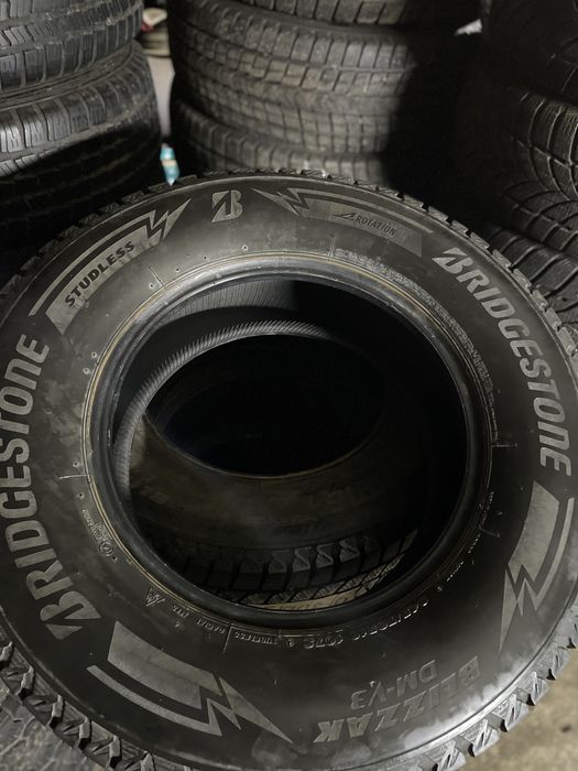 Джип,кросовер р 16 245/70 /75 пари,комплекти.