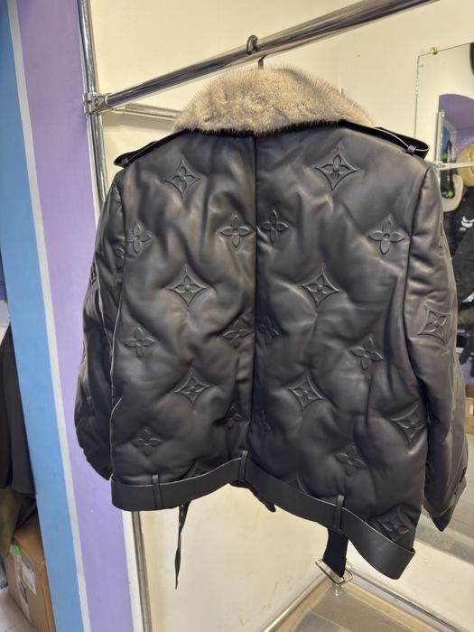 куртка з норковим воротником louis vuitton