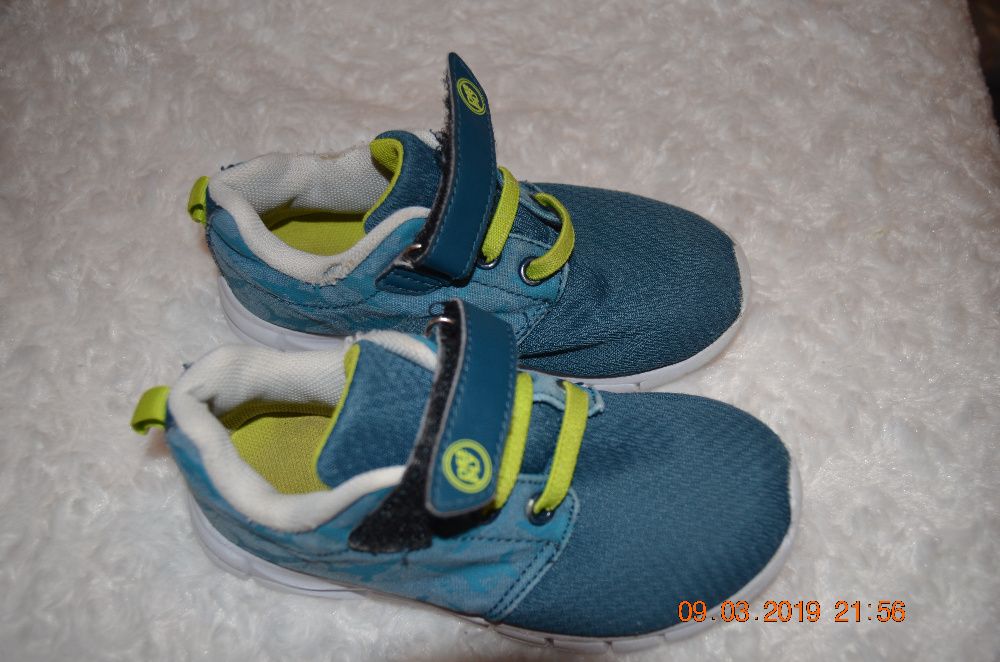 sapatilhas tipo alpercatas Benetton - 3 anos