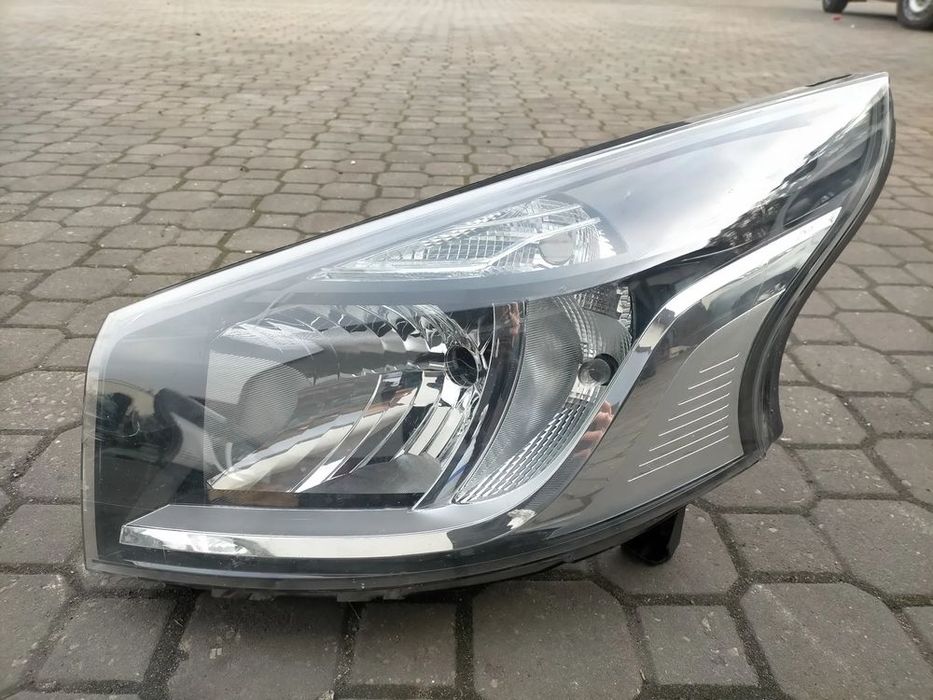 lampa przednia lewa trafic opel vivaro iii 3 14-22rok 260605173r 1ne011410