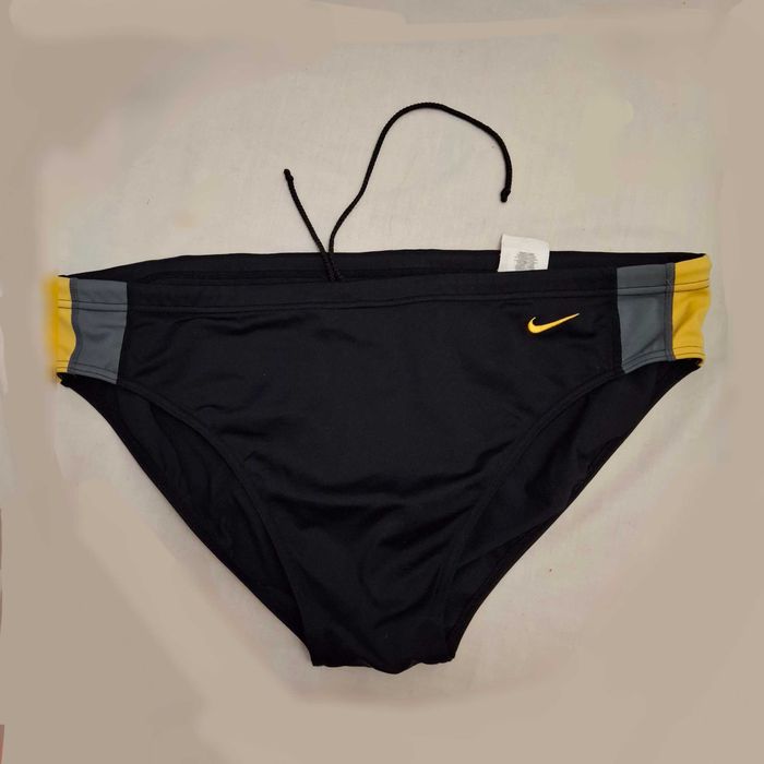 Продам плавки Nike