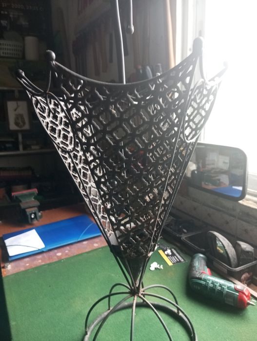 Vendo um porta chapéu