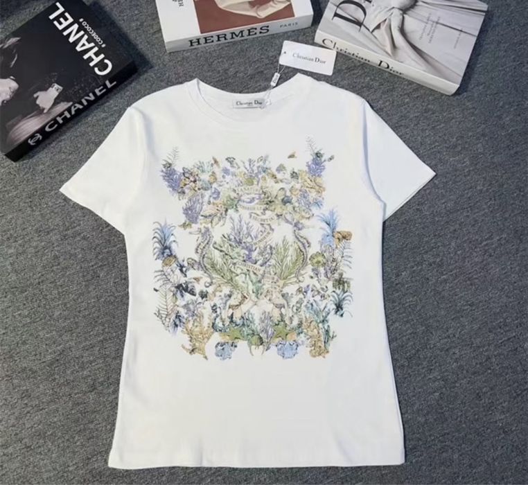 Футболка новинка брендова