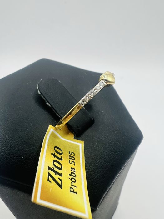 Złoty pierścionek próba 585