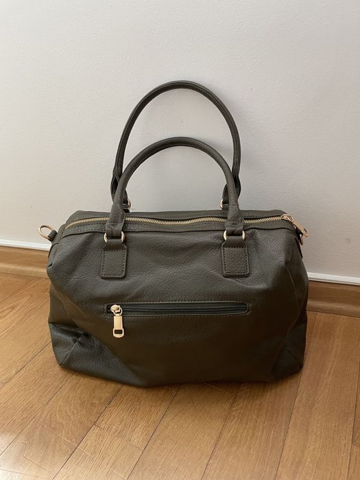 Mala nova de cor verde