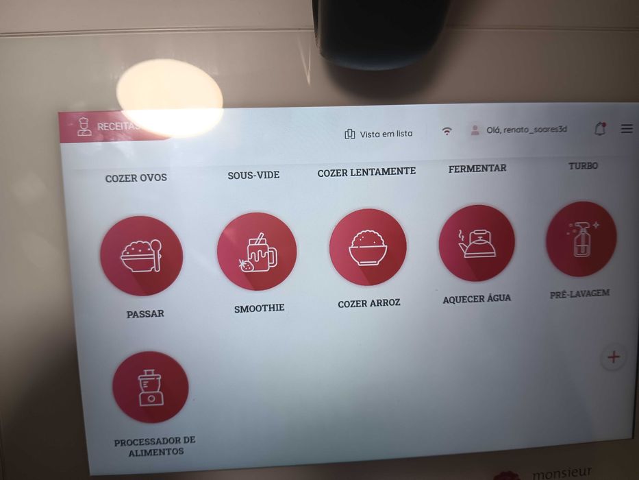 Robot de cozinha monsieur cuisine ainda