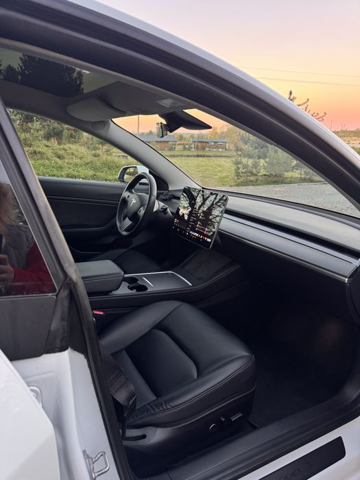 Тесла м3/Tesla m3