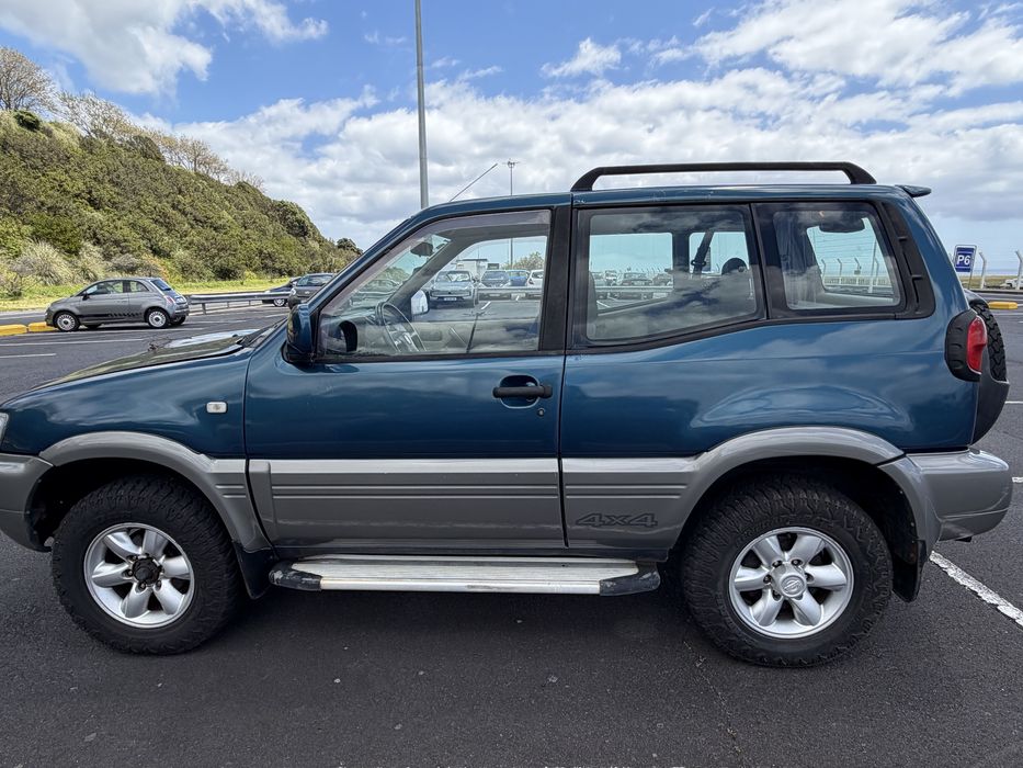 Nissan Terrano 2