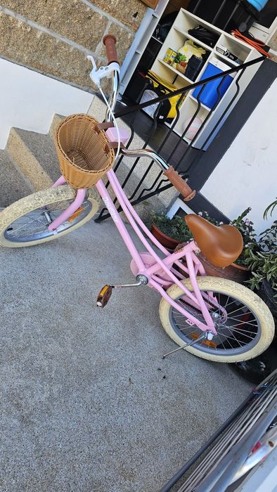Bicicleta de menina