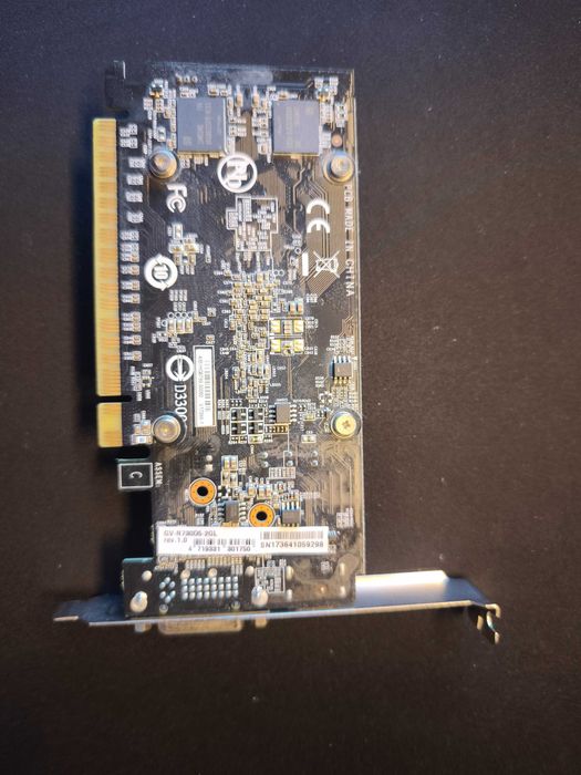 Vendo gráfica Gigabyte GT 730 como nova