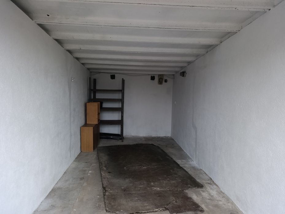 Sprzedam garaż 18m2 Pomorzany