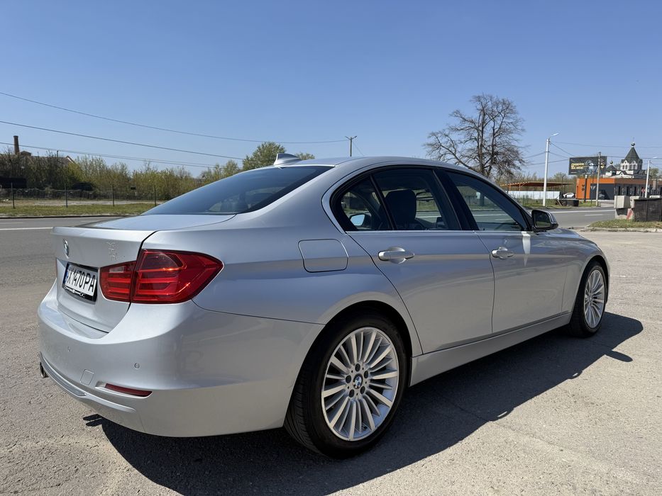 Bmw 328d f30 109 тыс. км  Harman Kardon  ИДЕАЛ