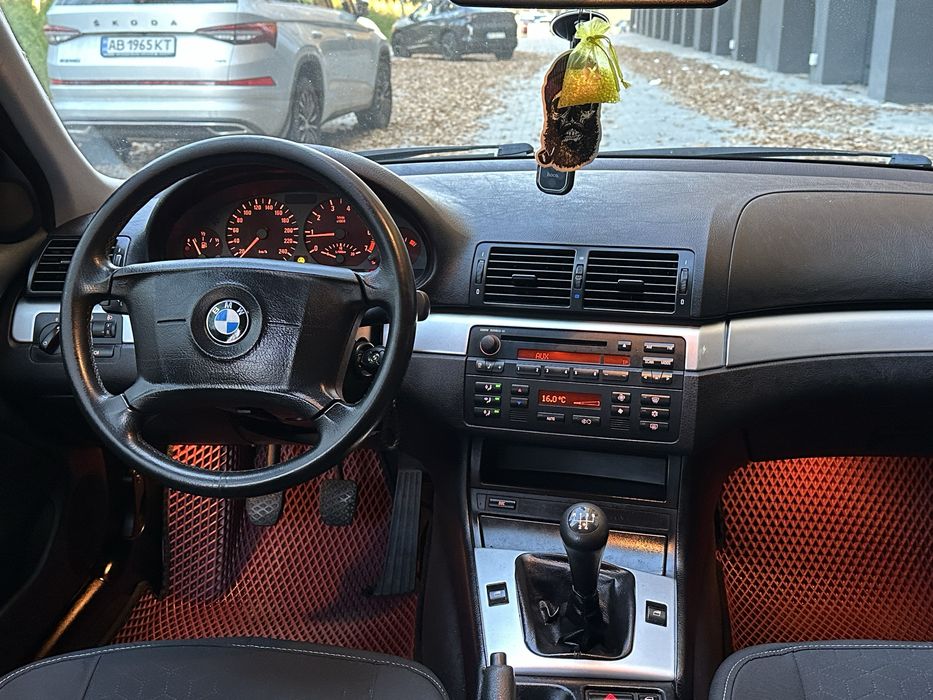 BMW  E46  2004 рік