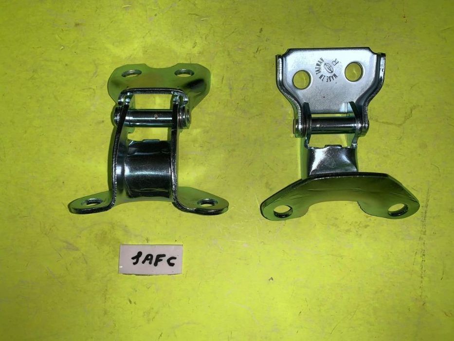 Dobradiças Dobradiça de porta Toyota Dyna 150 / 250 ate 1996