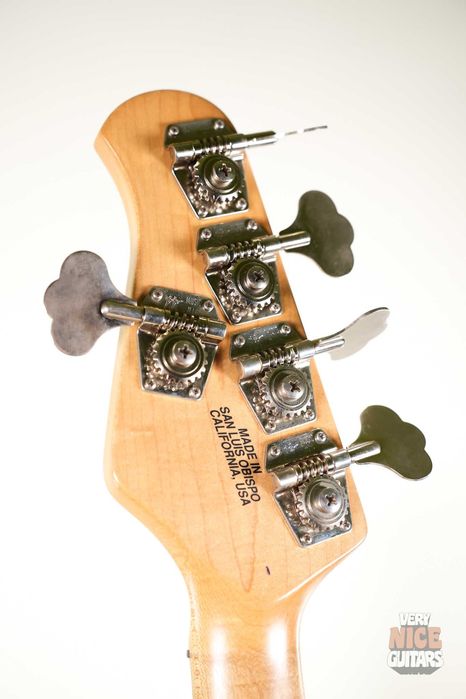 Ernie Ball Music Man Stingray 5 z piezo