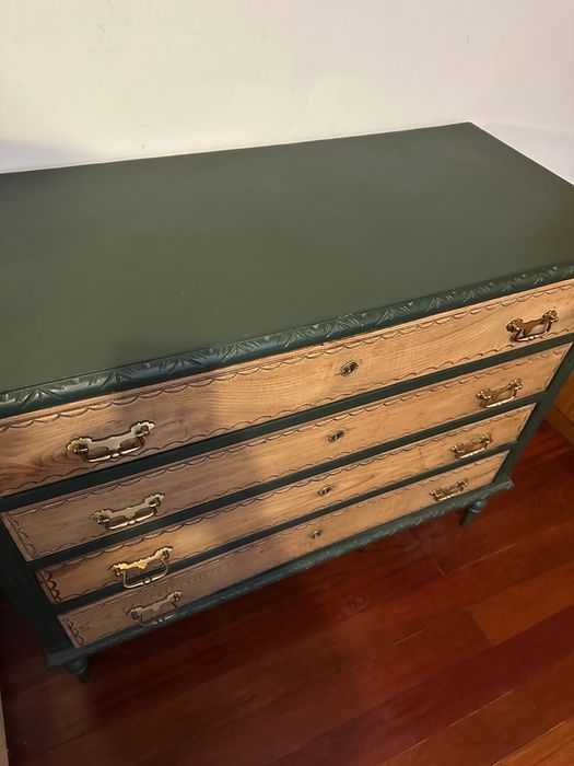 Móvel cómoda antiga restaurada