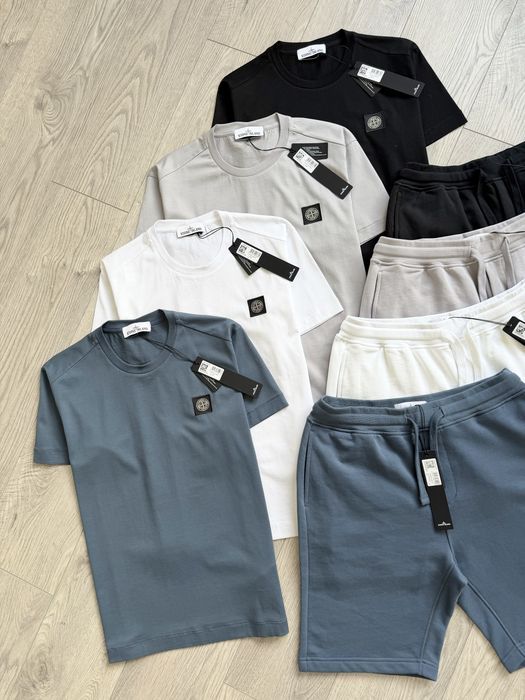 Комплект на літо Stone Island (футболка + шорти)