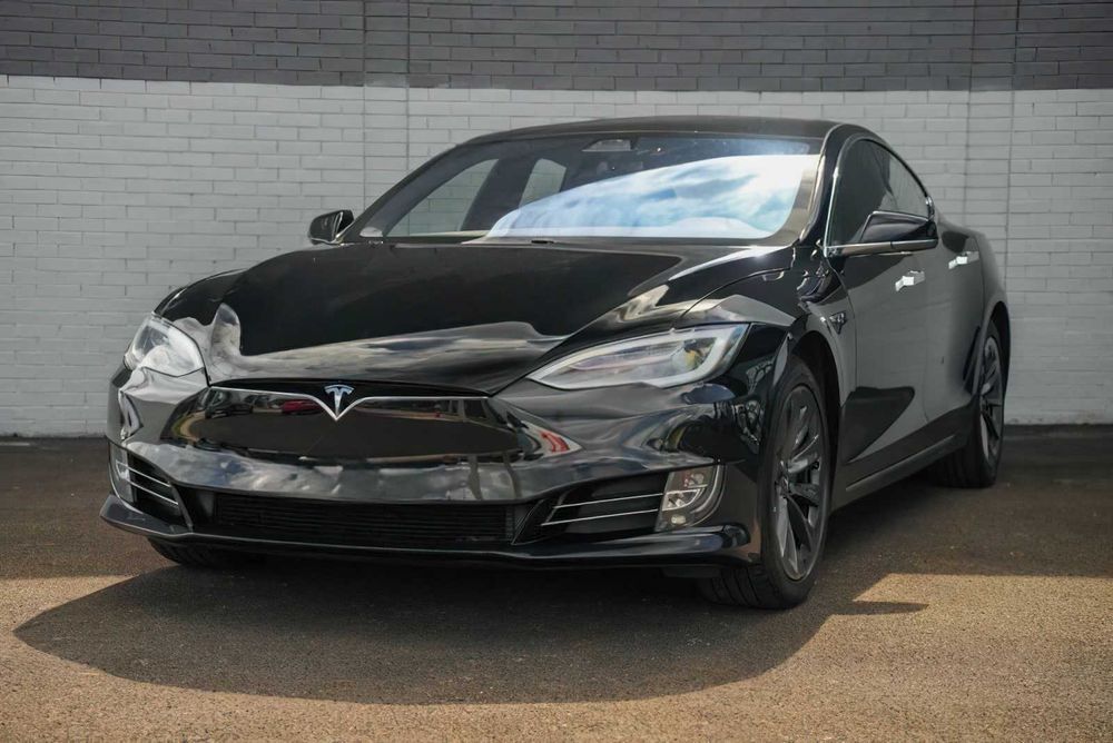 Tesla Model S 100D      2019