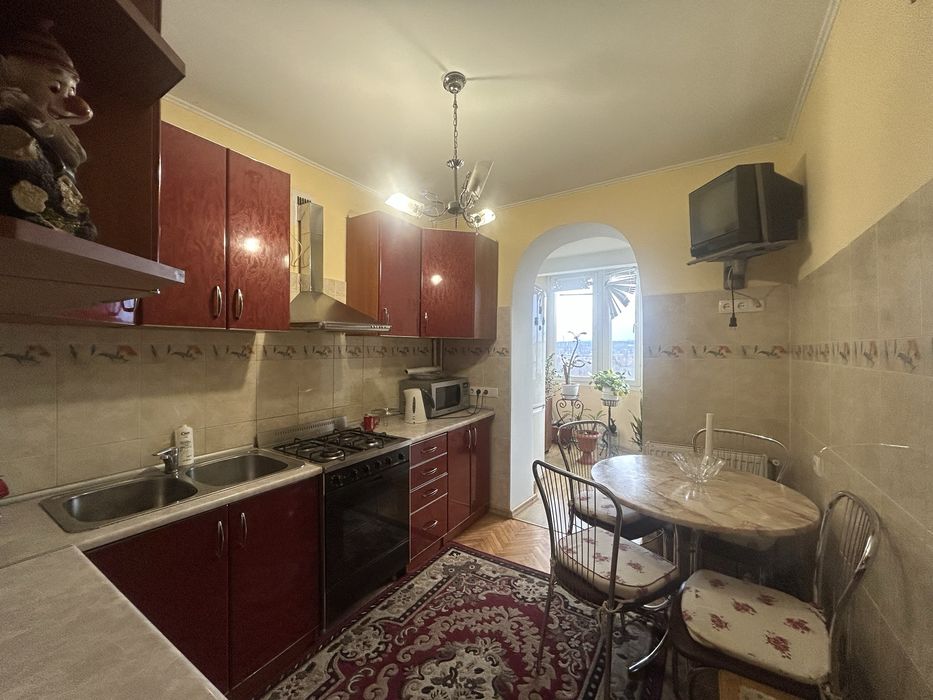 Оренда 2к квартири вул.Мазепи 274