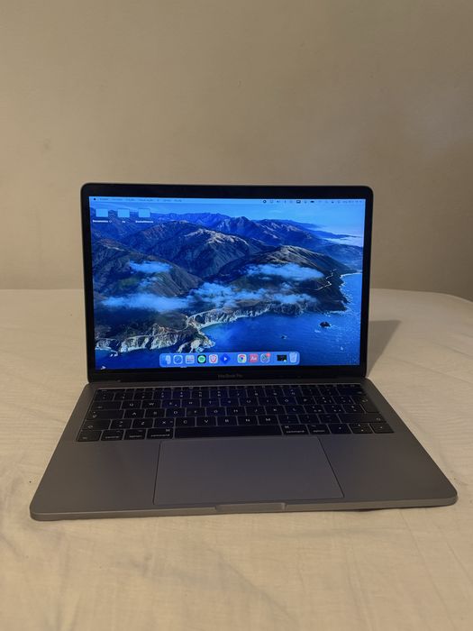 MacBook Pro 13” 2017 i5 8GB 128GB + carregador