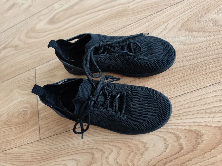 Lekkie buty sportowe