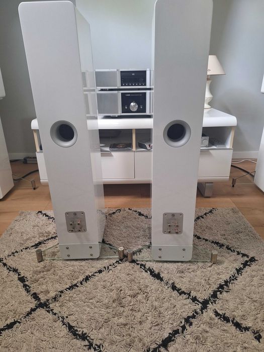 Kolumny Q acoustics  concept 40.