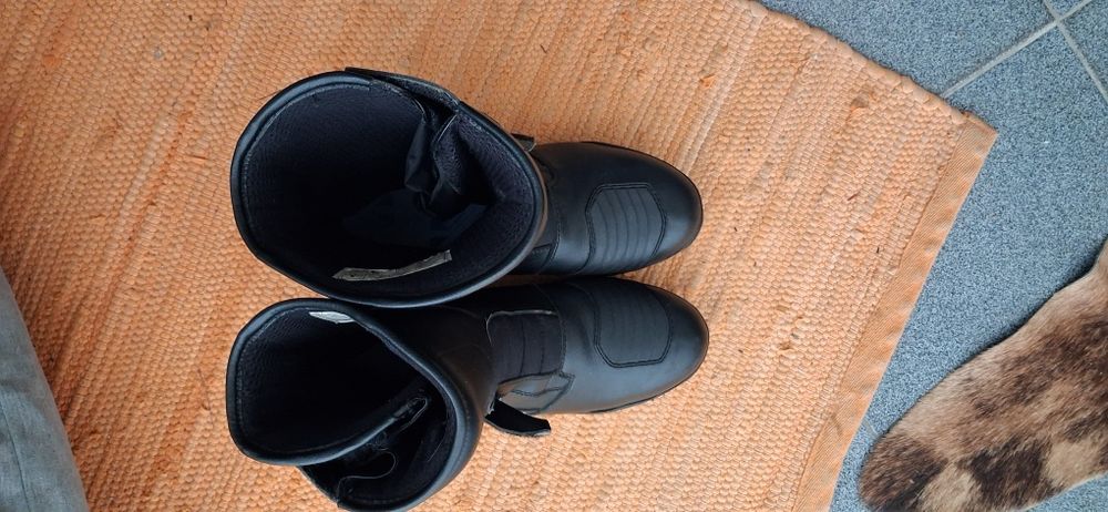 Botas de mota sola de  borracha antiderrapante