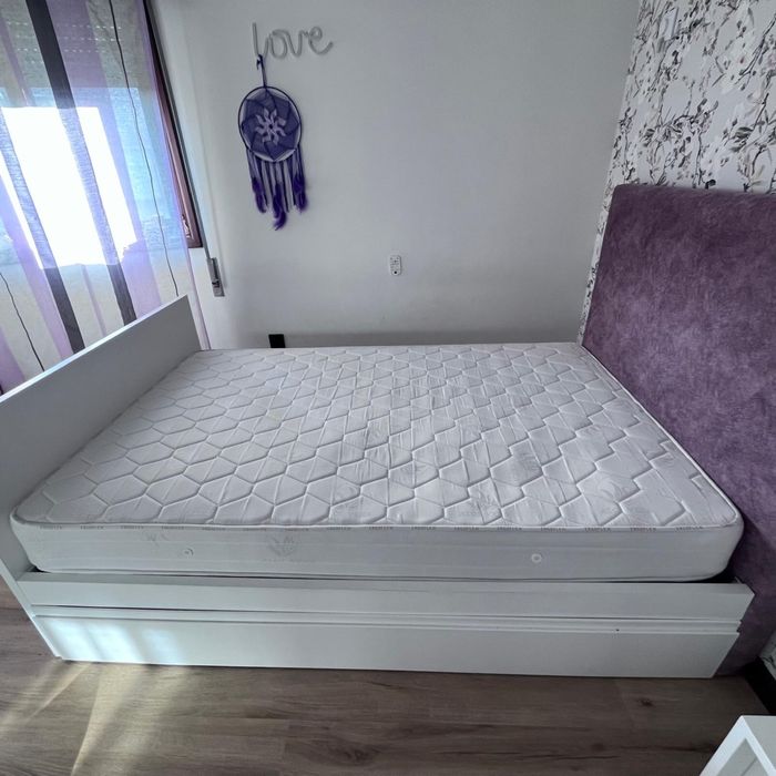 Colchão de solteiro em bom estado de concervacão