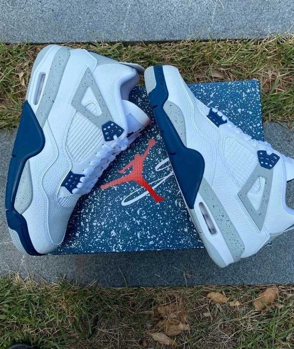 Jordan 4 Retro Midnight Navy R.38