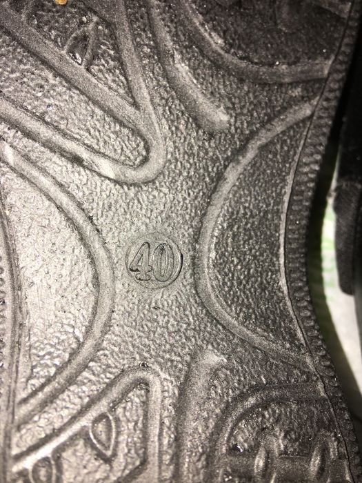 Buty ze zdjęć rozmiar 40 i 41.