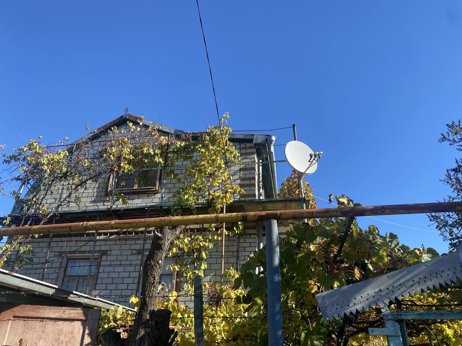 Дом в пригороде Черноморска